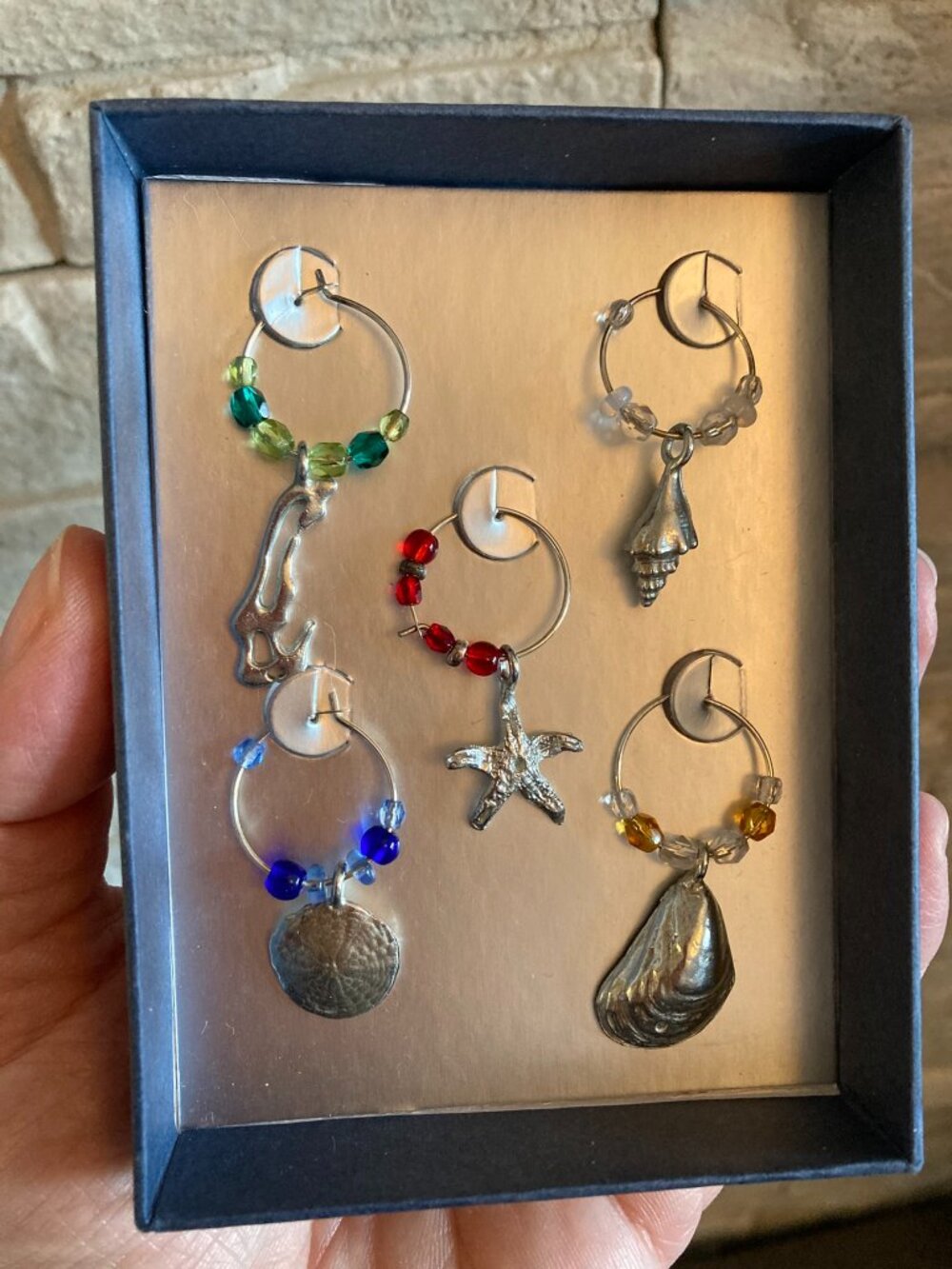 Émerance bijoux - 5 wine charms handmade by jeweller France Painchaud